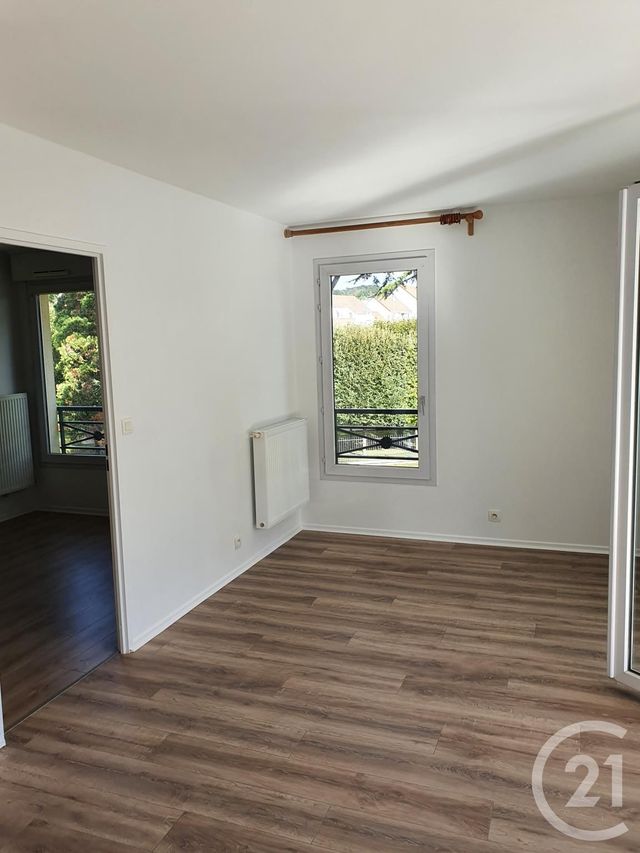 Appartement F3 à louer - 3 pièces - 65,95 m2 - Etiolles - 91 - ILE-DE-FRANCE