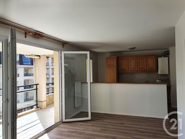 Appartement F3 à louer - 3 pièces - 65,95 m2 - Etiolles - 91 - ILE-DE-FRANCE