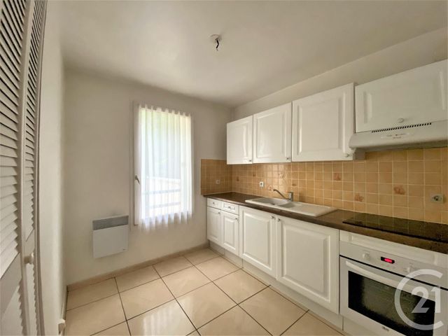 Appartement F2 &agrave; louer - 2 pi&egrave;ces - 51,25 m2 - Villebon Sur Yvette - 91 - ILE-DE-FRANCE