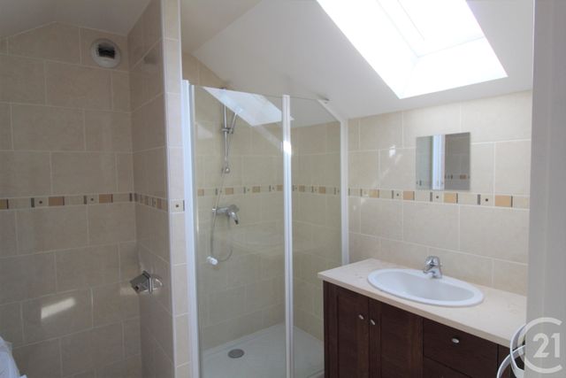 Appartement F4 &agrave; louer - 4 pi&egrave;ces - 81 m2 - Chilly Mazarin - 91 - ILE-DE-FRANCE