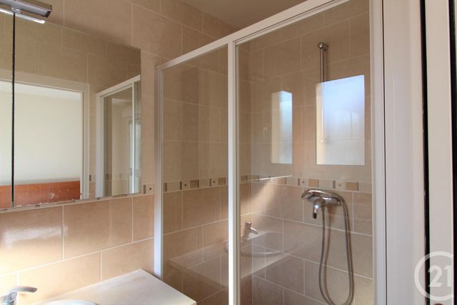 Appartement F4 &agrave; louer - 4 pi&egrave;ces - 81 m2 - Chilly Mazarin - 91 - ILE-DE-FRANCE