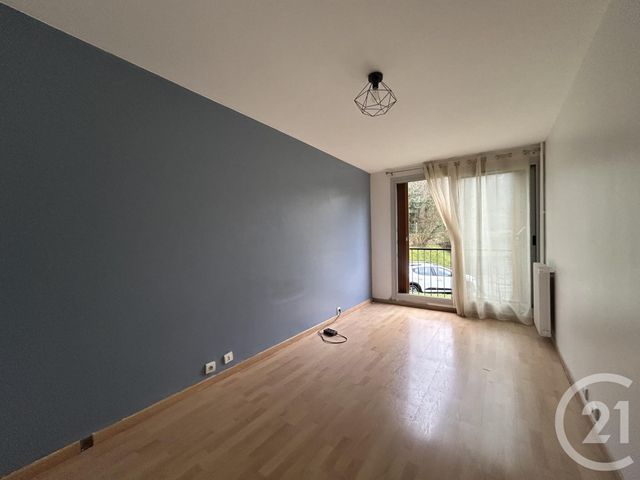 Appartement F3 &agrave; louer - 3 pi&egrave;ces - 75,77 m2 - Villebon Sur Yvette - 91 - ILE-DE-FRANCE