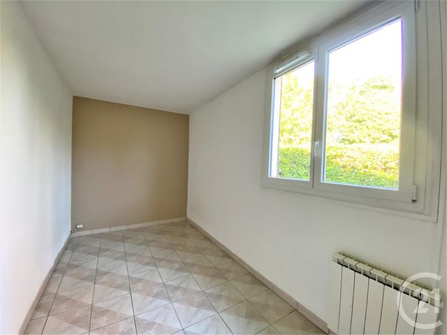 Appartement F3 &agrave; louer - 3 pi&egrave;ces - 56,81 m2 - Saulx Les Chartreux - 91 - ILE-DE-FRANCE