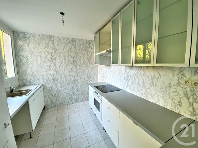 Appartement F3 &agrave; louer - 3 pi&egrave;ces - 56,81 m2 - Saulx Les Chartreux - 91 - ILE-DE-FRANCE