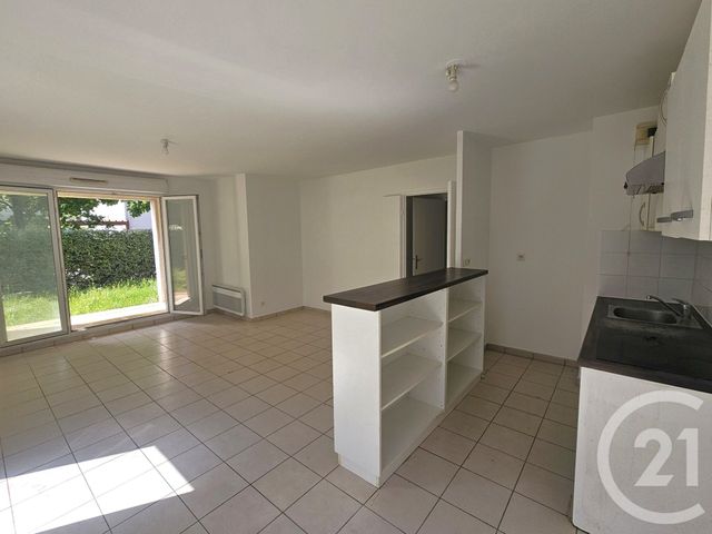 Appartement F3 &agrave; vendre - 3 pi&egrave;ces - 61,06 m2 - Savigny Le Temple - 77 - ILE-DE-FRANCE