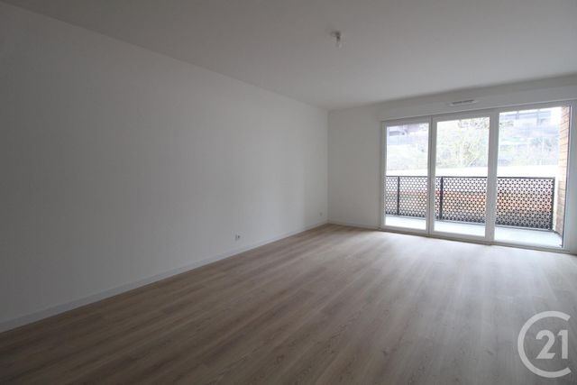 Appartement F3 &agrave; louer - 3 pi&egrave;ces - 62 m2 - Cergy - 95 - ILE-DE-FRANCE