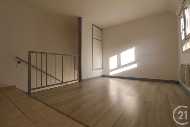Appartement F2 &agrave; louer - 2 pi&egrave;ces - 42 m2 - Villebon Sur Yvette - 91 - ILE-DE-FRANCE