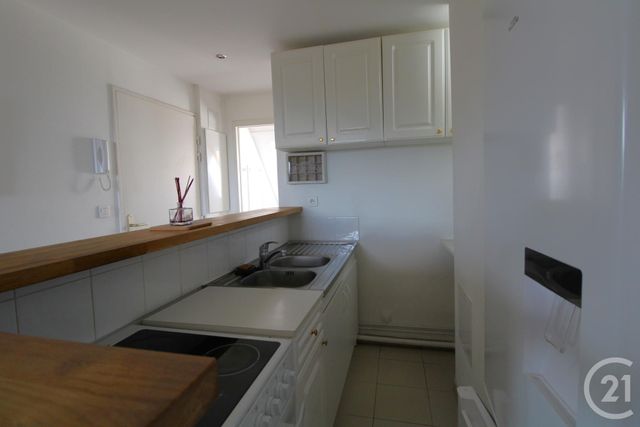 Appartement F2 &agrave; vendre - 2 pi&egrave;ces - 30,50 m2 - La Ville Du Bois - 91 - ILE-DE-FRANCE
