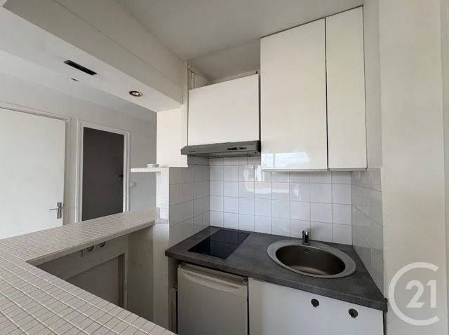 Appartement F1 &agrave; louer - 1 pi&egrave;ce - 27,34 m2 - Arpajon - 91 - ILE-DE-FRANCE