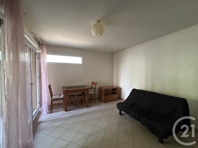 Appartement F1 &agrave; louer - 1 pi&egrave;ce - 27,30 m2 - Chilly Mazarin - 91 - ILE-DE-FRANCE